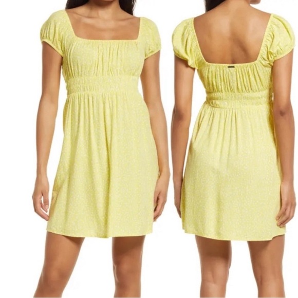 Billabong Dresses & Skirts - Billabong wildflower polka dot mini dress Size Large